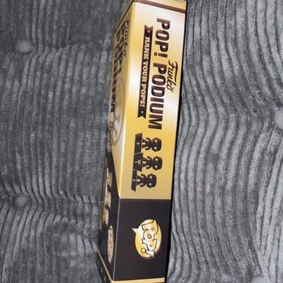 Funko POP Podium in Black Rank Your POPs - Thumbnail 2