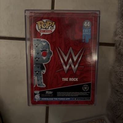 Funko Pop! WWE The Rock #44 Artist Series Vinyl Figure Walmart Exclusive in Case - Thumbnail 2