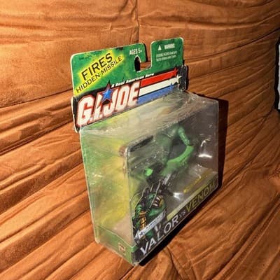 G.I. Joe Valor vs. Venom Kamakura With Ninja Lightning Cycle Figure Set - Thumbnail 2