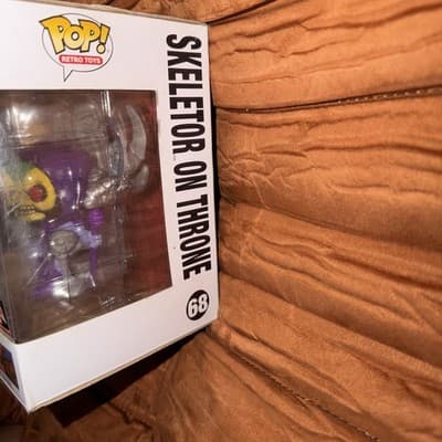 Funko Pop! Deluxe: Masters of the Universe - Skeletor - Target (Exclusive) #68 - Thumbnail 3