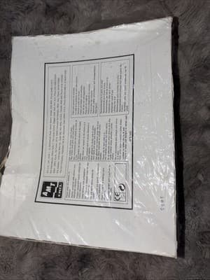 New Sealed AMT Star Wars Limited Edition B-Wing Fighter Model kit - Thumbnail 2