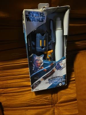 2021 Star Wars Lightsaber Forge AHSOKA TANO Hasbro - Image 1