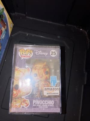 Funko POP! Disney Art Series Pinocchio #25 Amazon Exclusive Vinyl Figure - Image 1