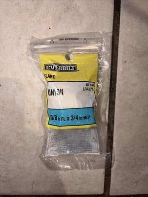 Everbilt LFA-371 Flare Brass Adapter Union 5/8 in. Flare x 3/4 in. MIP 837146 - Image 1