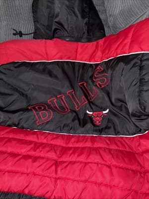 Vintage 90s Pro Player Chicago Bulls NBA Puffer Jacket Men’s Size XL - Thumbnail 3