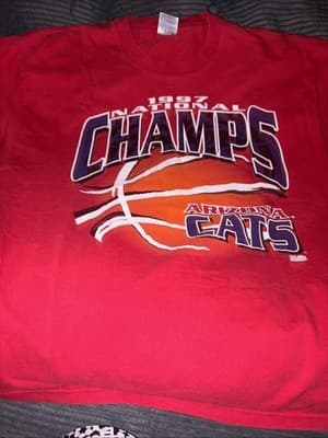 Vintage 1997 Men’s National Champs Tee Shirt University Of Arizona XL - Thumbnail 2