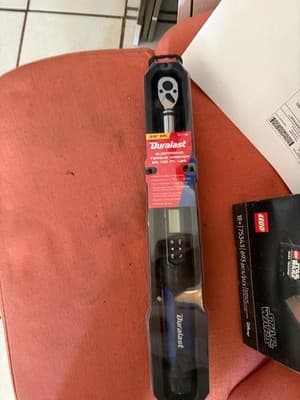 Duralast 3/8in Drive Electronic Torque Wrench 5-100 ft-lbs - Image 1