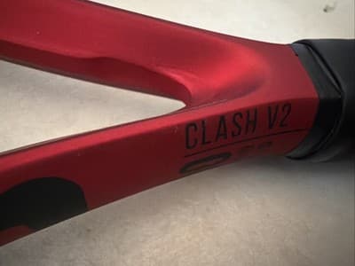 Wilson Clash 100 PRO v2 16x19 Tennis Racquet size 4 3/8 10.4/295g - Thumbnail 4