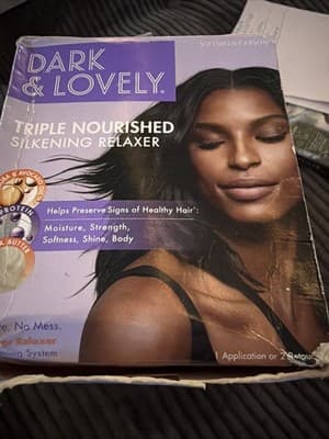 New SoftSheen Carson Dark & Lovely No-Lye Silkening Hair Relaxer Kit REGULAR - Thumbnail 2