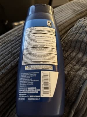 Walgreens Dandruff Shampoo W/ Menthol Selenium Sulfide 1% Maximum Strength - Thumbnail 2