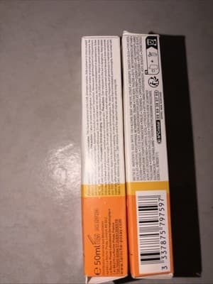 La Roche-Posay Anthelios UVMUNE 400 Invisible Fluid SPF50+ - 1.7fl. oz, 2 Pack - Thumbnail 3