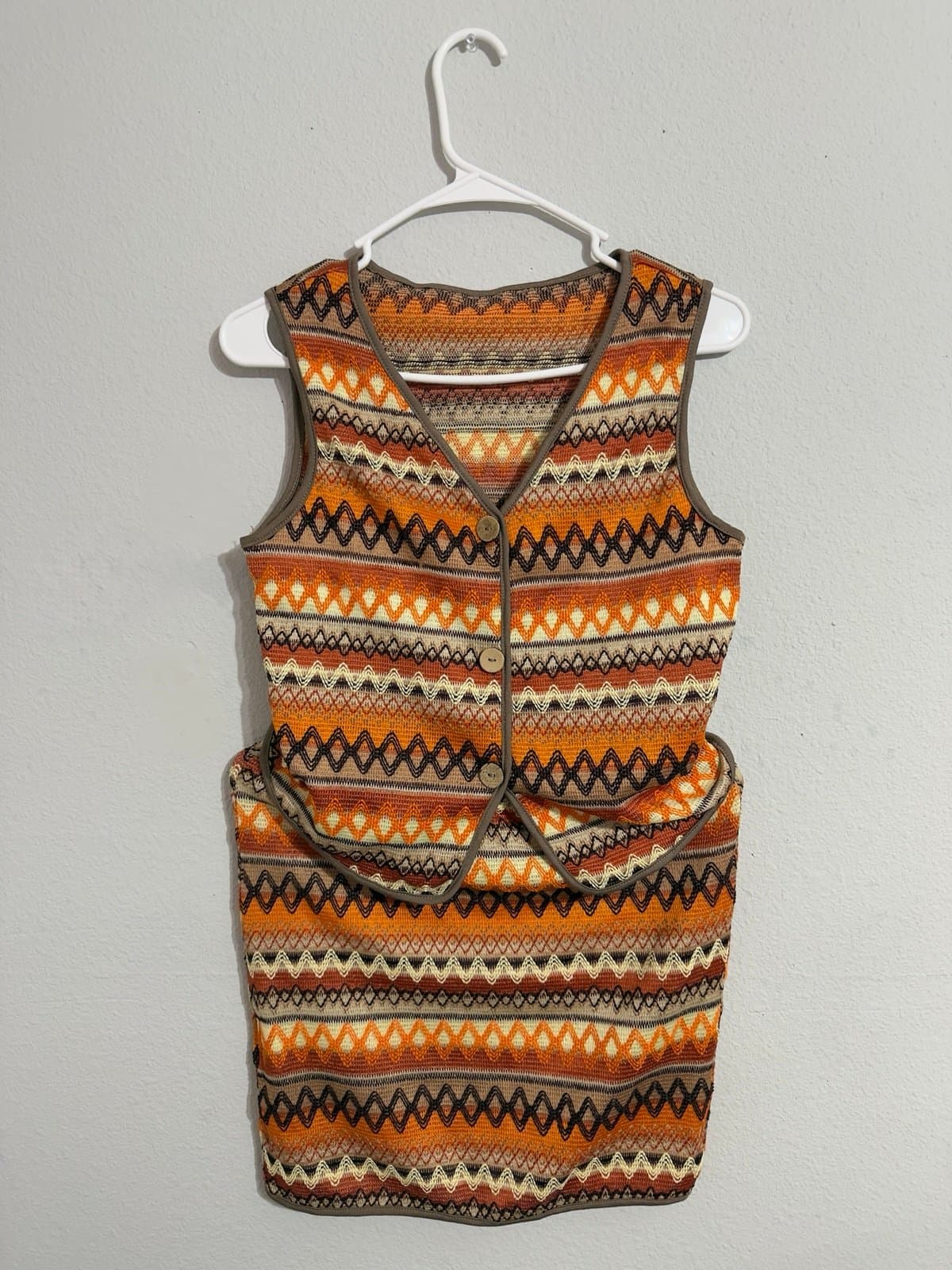 Retro Orange Knit Two-Piece Vest & Skirt Set - Thumbnail 6