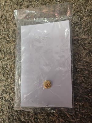 McDonald's Restaurant Shining Brighter Employee Leadership Lapel Pin w/Card, NEW - Thumbnail 3