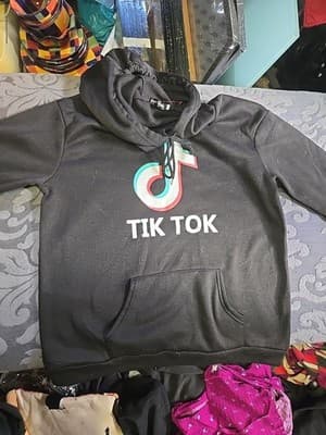 Men's Hooded Sweatshirt TikTok Drawstring, Black