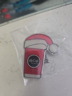 Mcdonalds 2018 Santa Hat Mccafe Cup Pin - Thumbnail 4