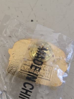 McDonalds Gold Colored Quarter Pounder Pin New In Package 2018 - Thumbnail 3