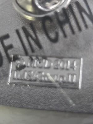 2014 McDonalds Santa Hat McCafe Employee Pin Lapel Pin Collectible Fast Food New - Thumbnail 2