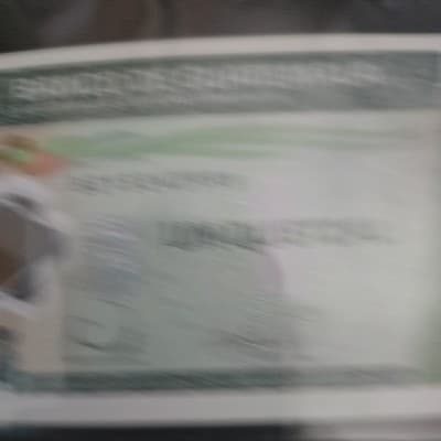 Guatemala 1 Quetzal 2006 serial number 21324099b - Thumbnail 2