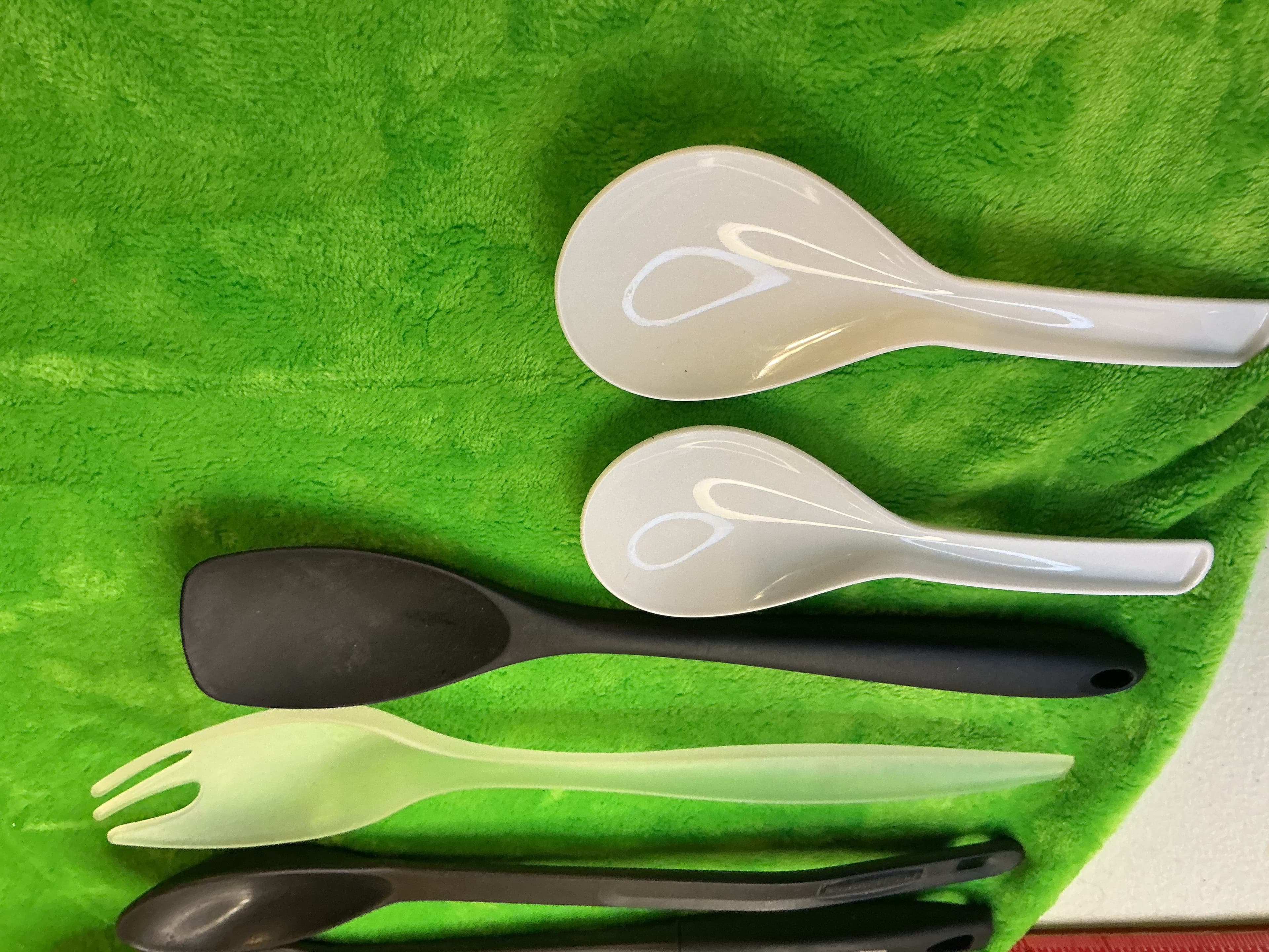 Calphalon Rubbermaid Kitchen Utensil Lot Spoons Fork Spatula Asian Soup Spoons - Thumbnail 3