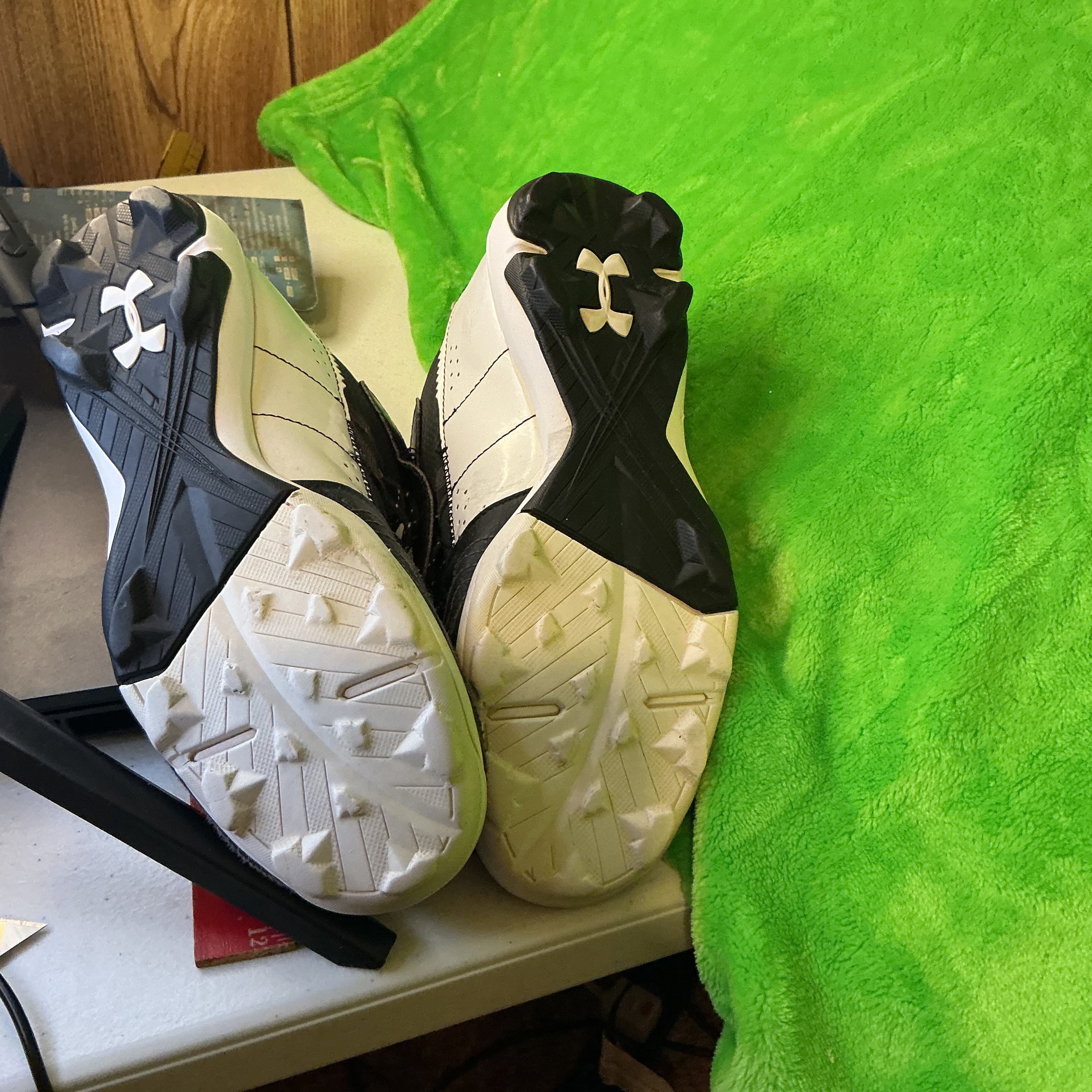 Under Armour BH Bryce Harper Youth Mid RM Baseball Cleats Black 6Y Molded - Thumbnail 6