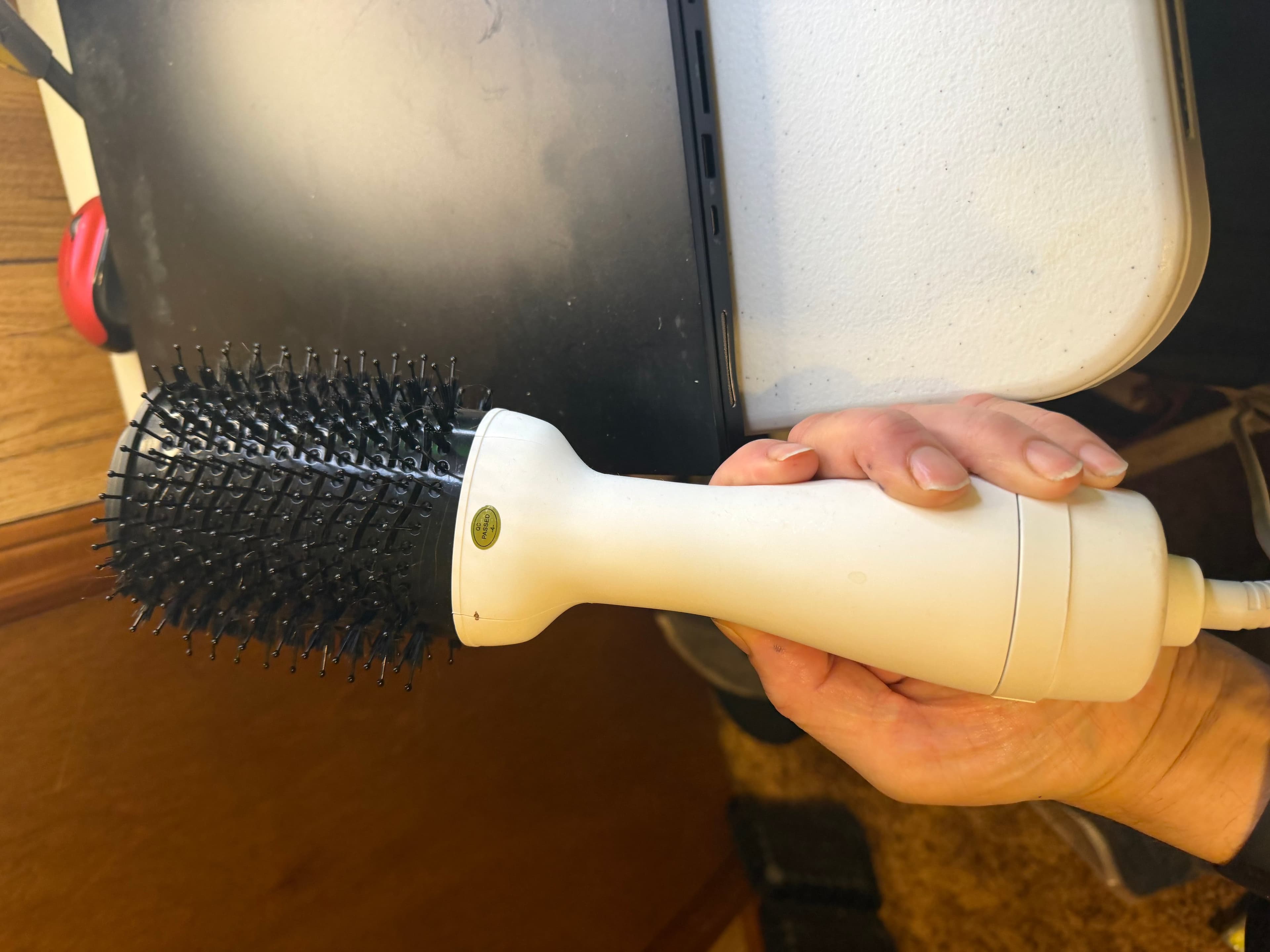 BondiBoost Blow Dry Brush Hot Air Brush One Step Hair Dryer Styler White - Thumbnail 6