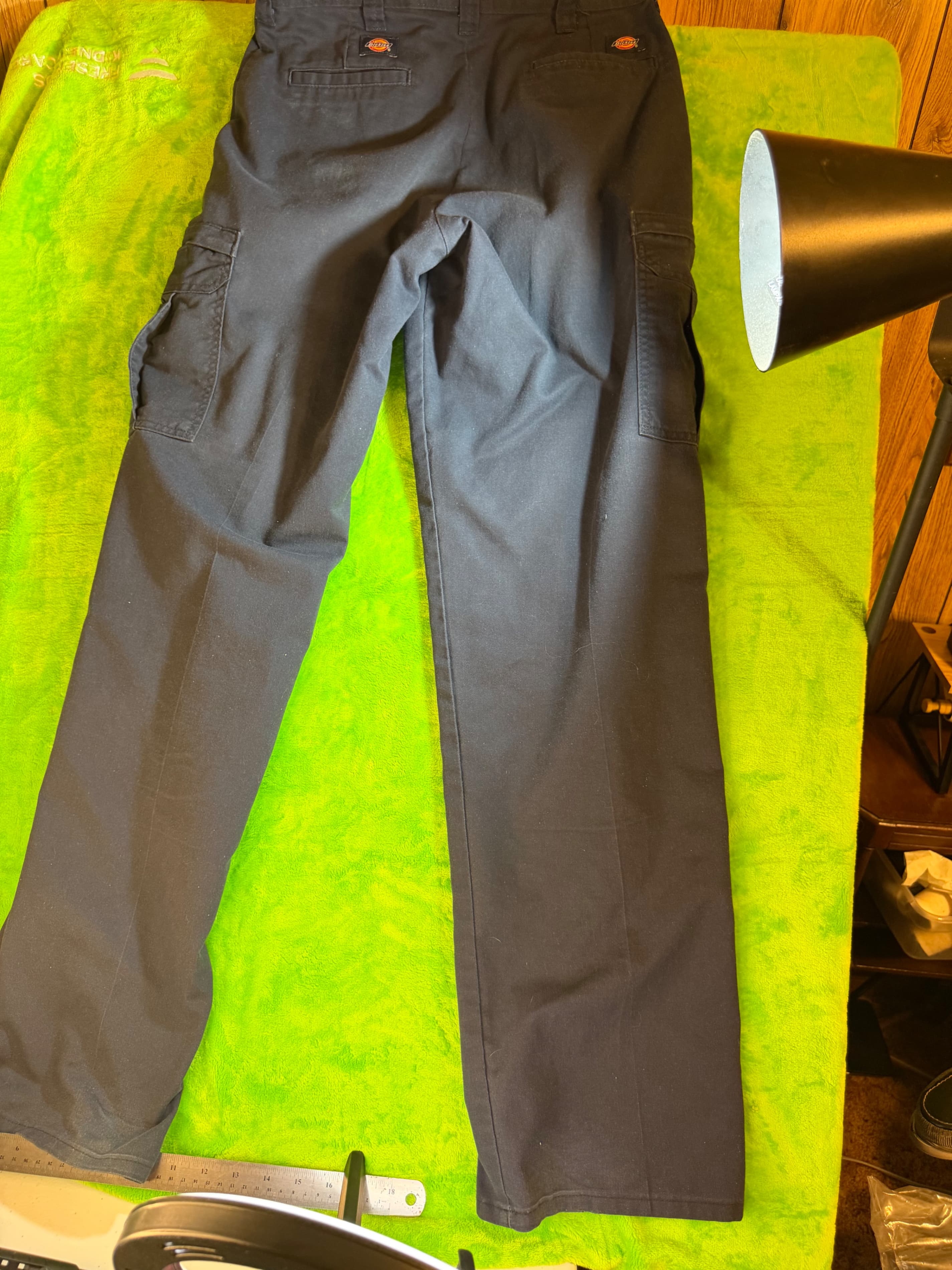 Dickies Flex Cargo Work Pants Navy Blue Straight Leg Utility Pockets Mens 32/33” - Thumbnail 2