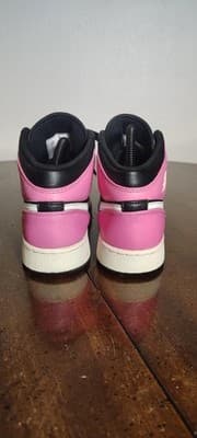 Air Jordan 1 Mid Shoes Youth Size 5.5Y Pink Black Leather Sneakers 555112-002 - Thumbnail 2