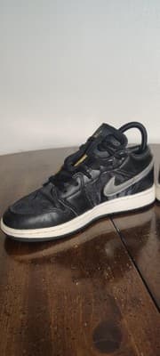 Nike Air Jordan 1 Low Shoes Youth Size 4Y Black Silver Sneakers FZ3921-001 - Thumbnail 7
