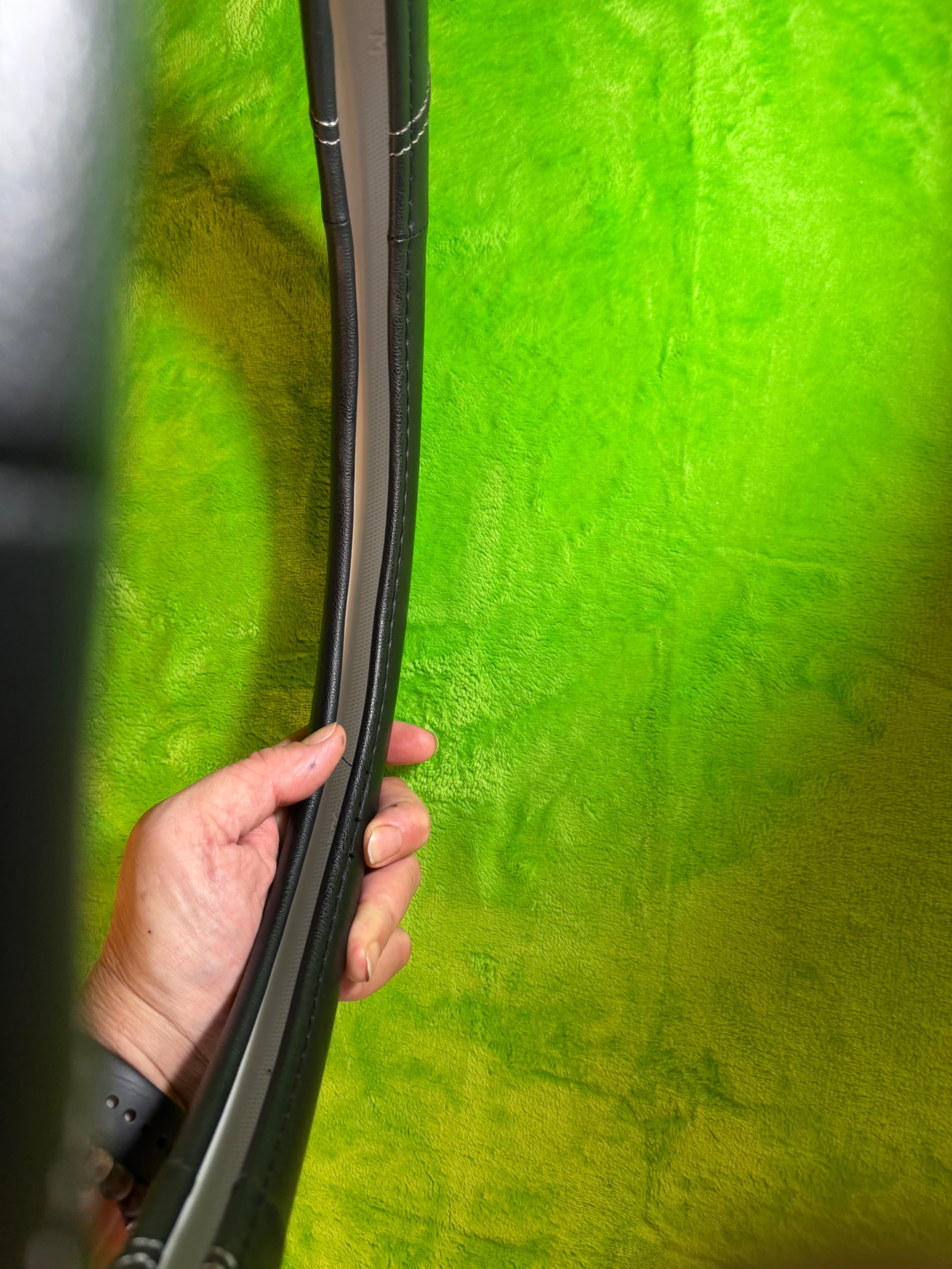 Black Leather Steering Wheel Cover with Stitching - Thumbnail 5