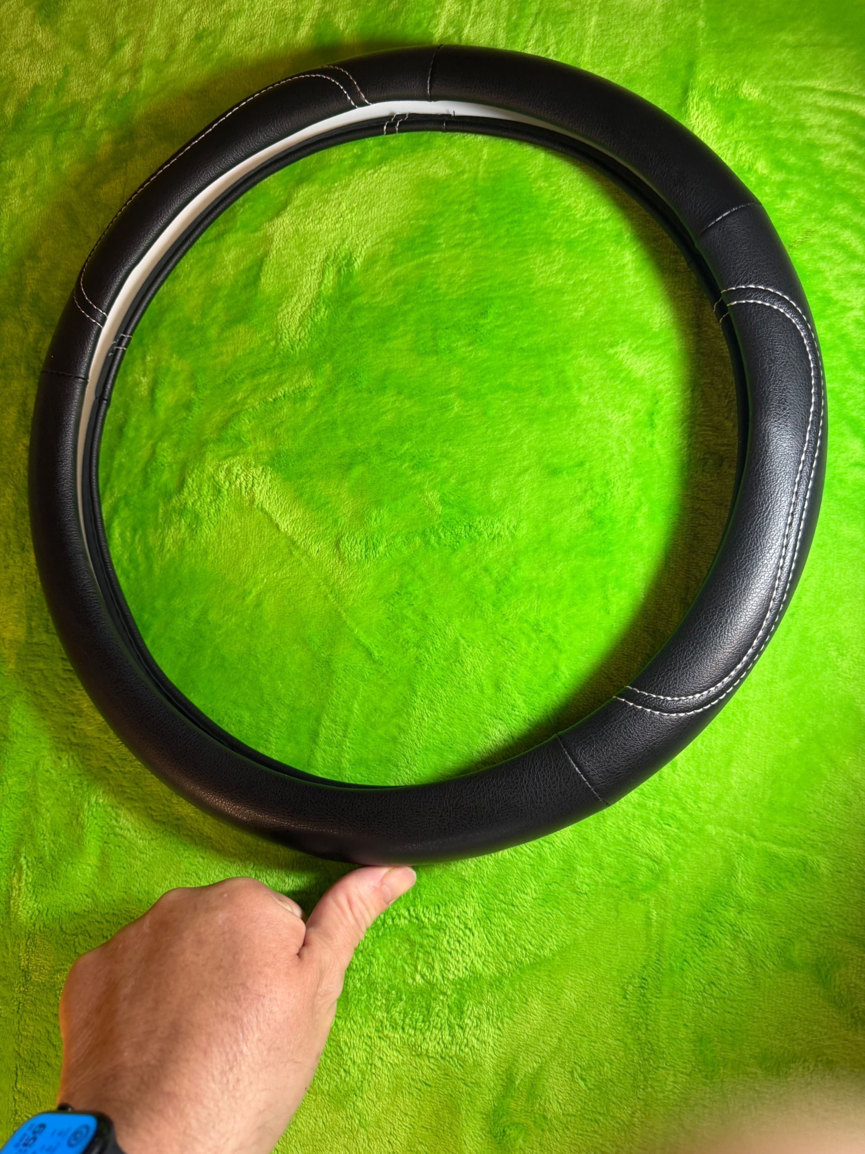 Black Leather Steering Wheel Cover with Stitching - Thumbnail 2