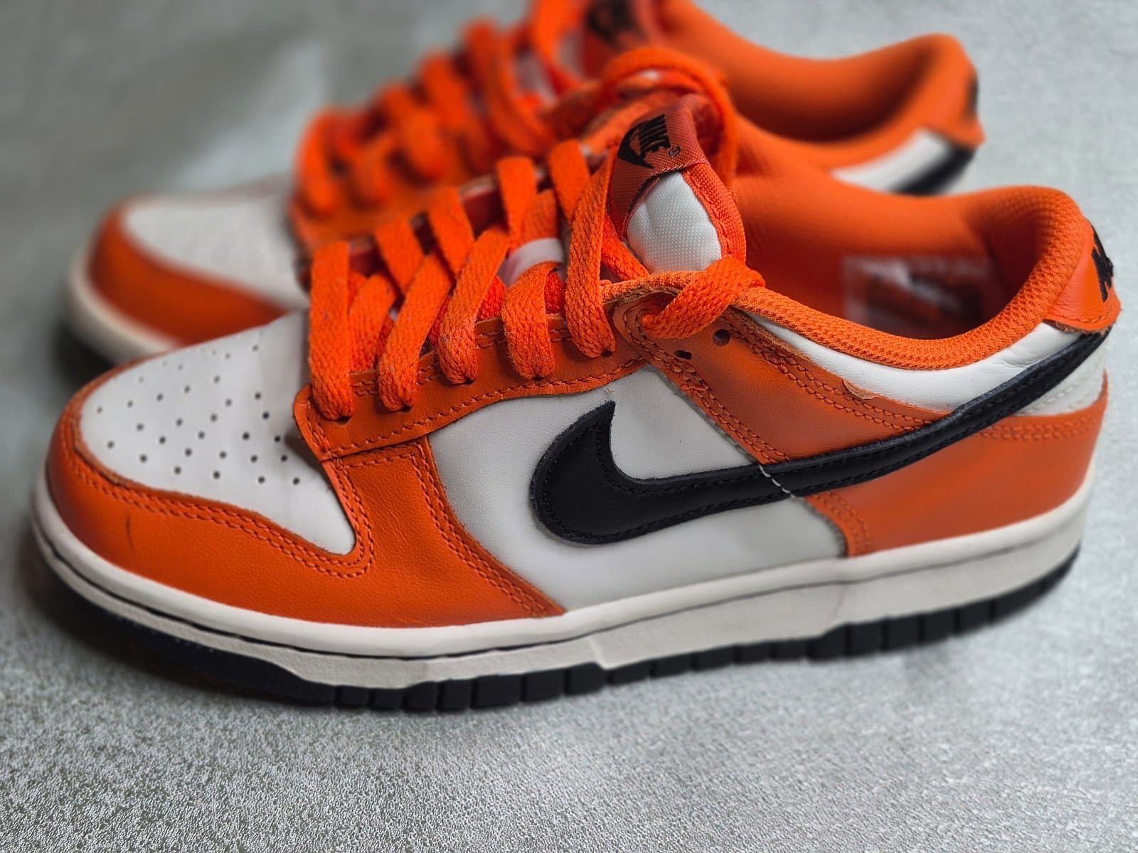 Nike Dunk Low "Halloween" - Thumbnail 3