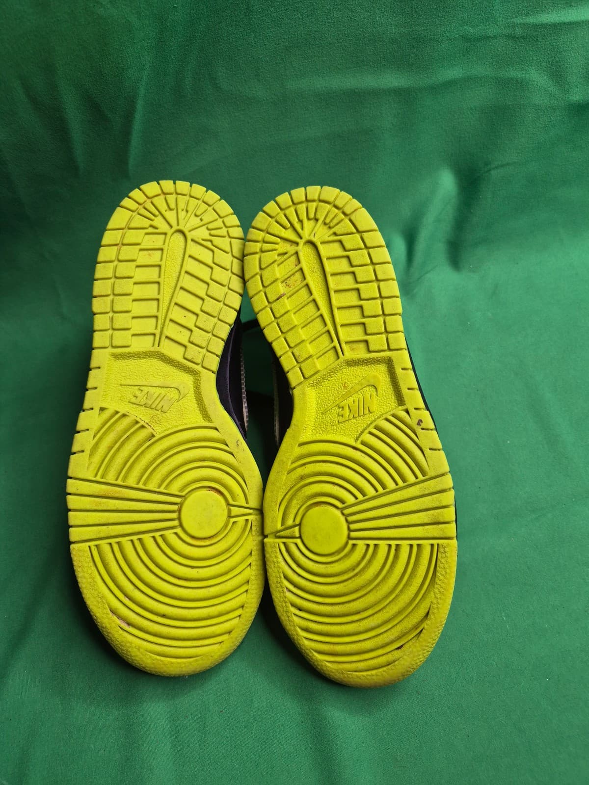 the Nike Dunk Low SE "Let's Dance" - Thumbnail 6