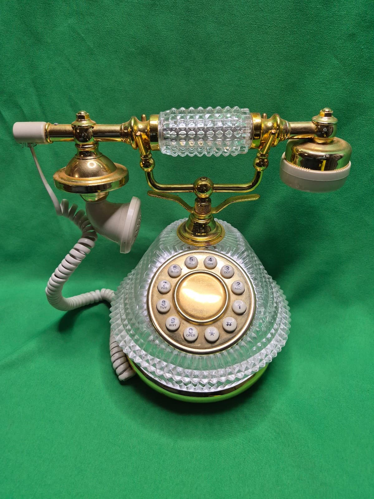 Vintage Phone - Thumbnail 5