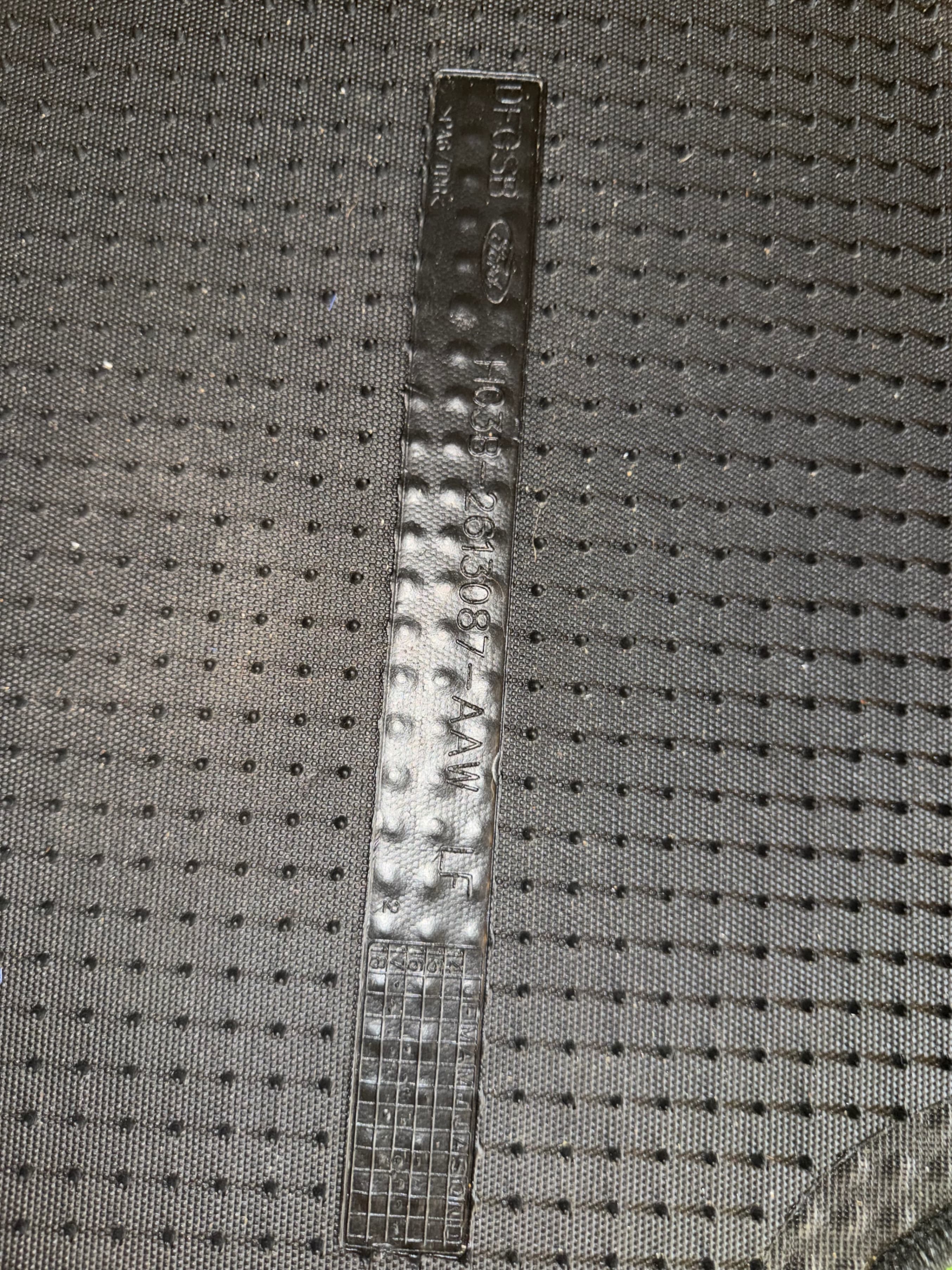 Ford F-250 F-350 Super Duty OEM Carpet Floor Mats Set 4pc 2017-2022 Black - Thumbnail 2