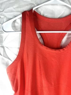 Be Maternity Athletic/Workout Tank Size Medium In Summery Coral Wi Built In Bra - Thumbnail 3