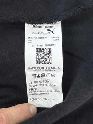 Puma Black Classic T-shirt Logo Size Small Comfortable Fabric For All Day Ware - Thumbnail 3