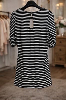 White House, Black Market Striped Top Woman’s Black White Stretch Blouse Sz S - Thumbnail 2
