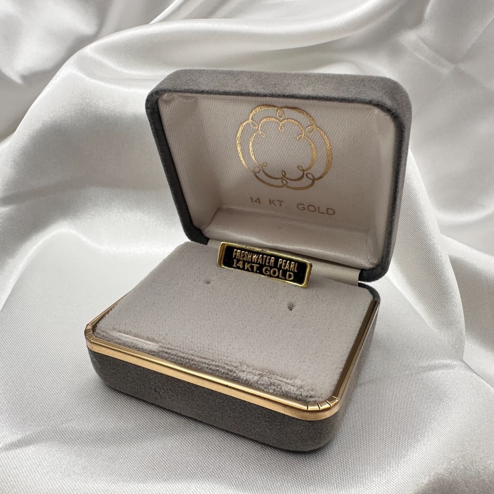 Vintage 90s Gray Velvet Box Gold Trim Hinged Presentation Display Case Jewelry - Thumbnail 2