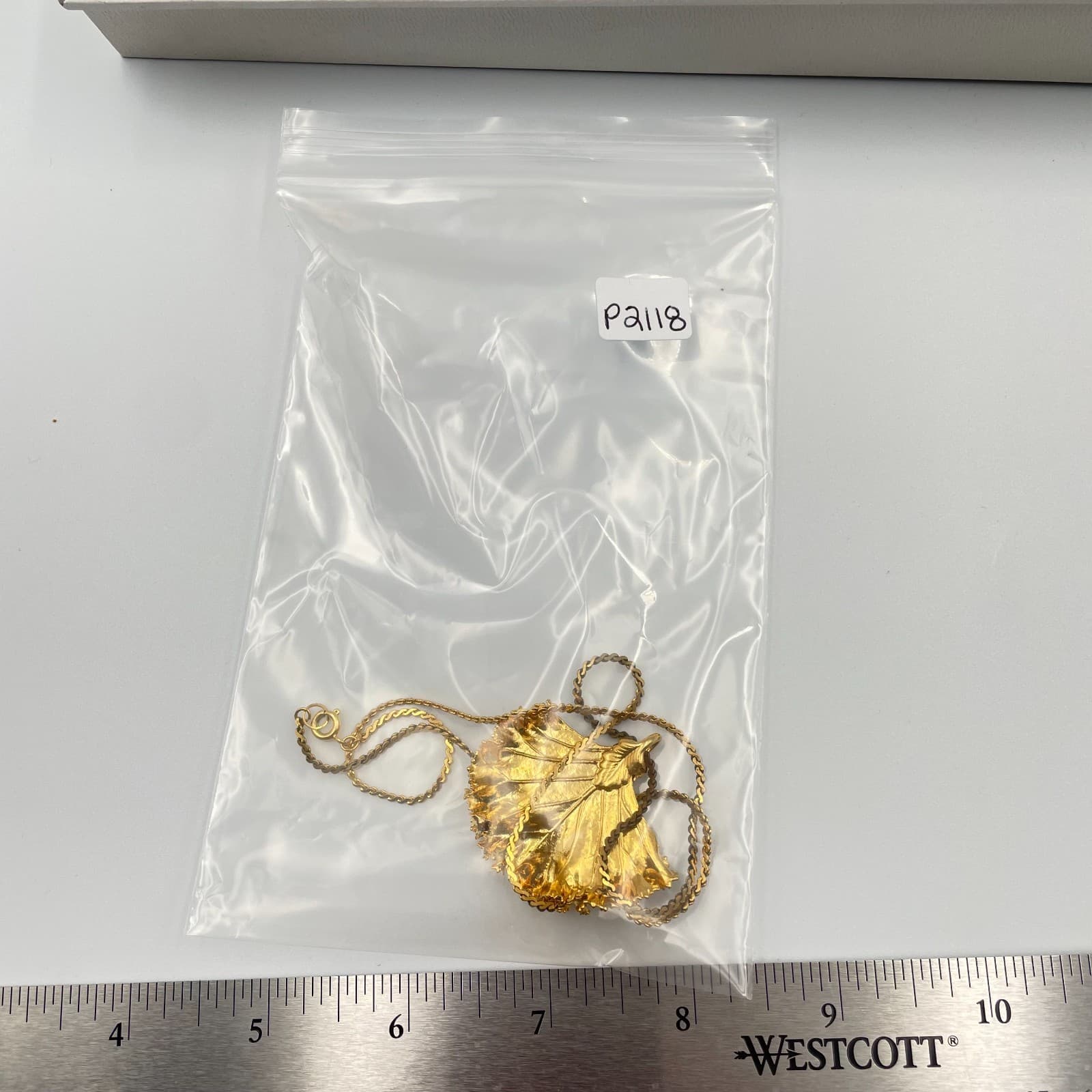 Vintage Gold Ginkgo Leaf Pendant Necklace Textured Statement Botanical Jewelry - Thumbnail 8