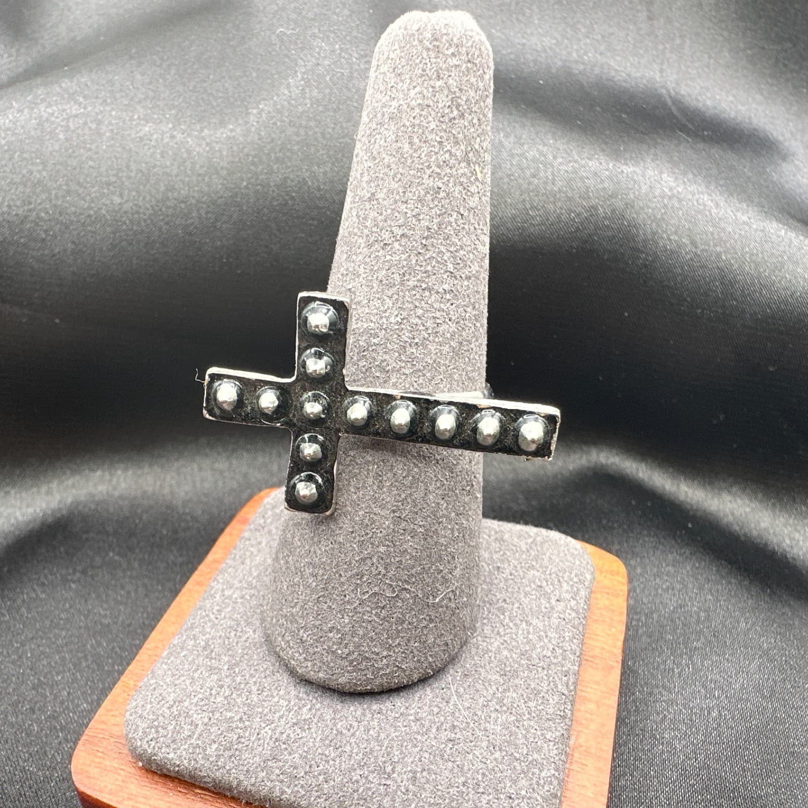 Vintage Y2K Silver Tone Studded Cross Ring Women's Classic Fashion Jewelry - Thumbnail 9