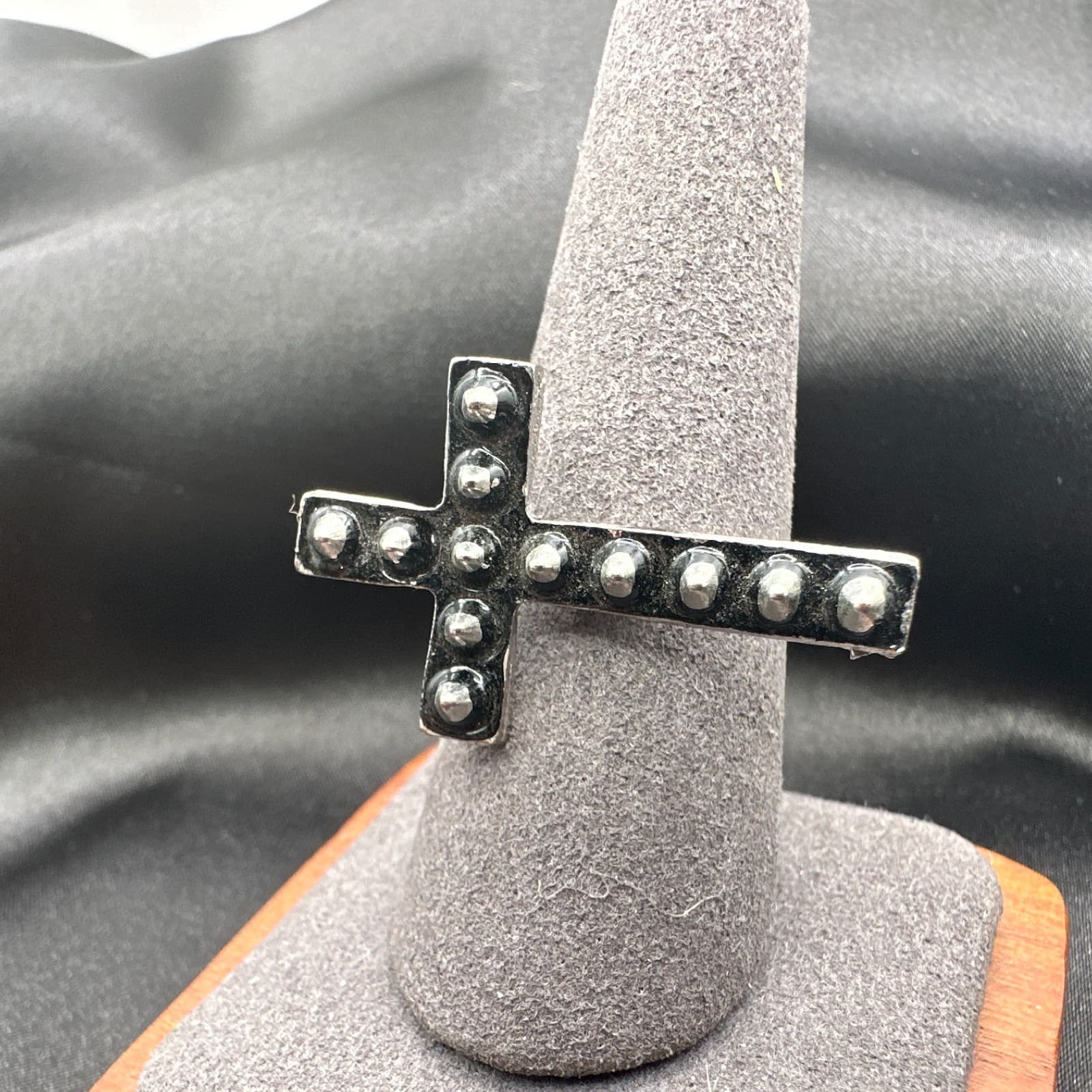 Vintage Y2K Silver Tone Studded Cross Ring Women's Classic Fashion Jewelry - Thumbnail 8