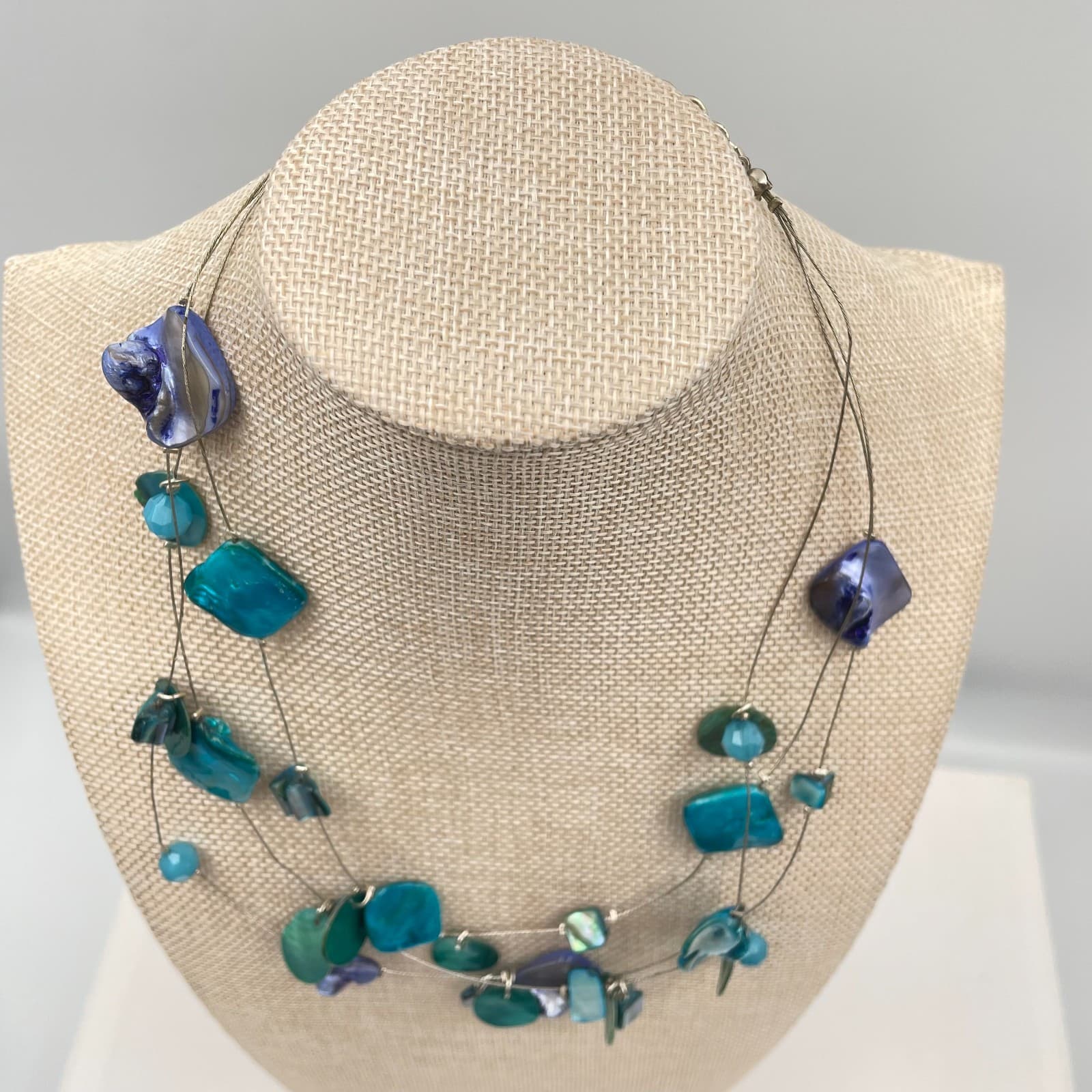 Vtg Boho Nautical Teal Shell Layered Necklace Iridescent Abalone Style Beaded - Thumbnail 2