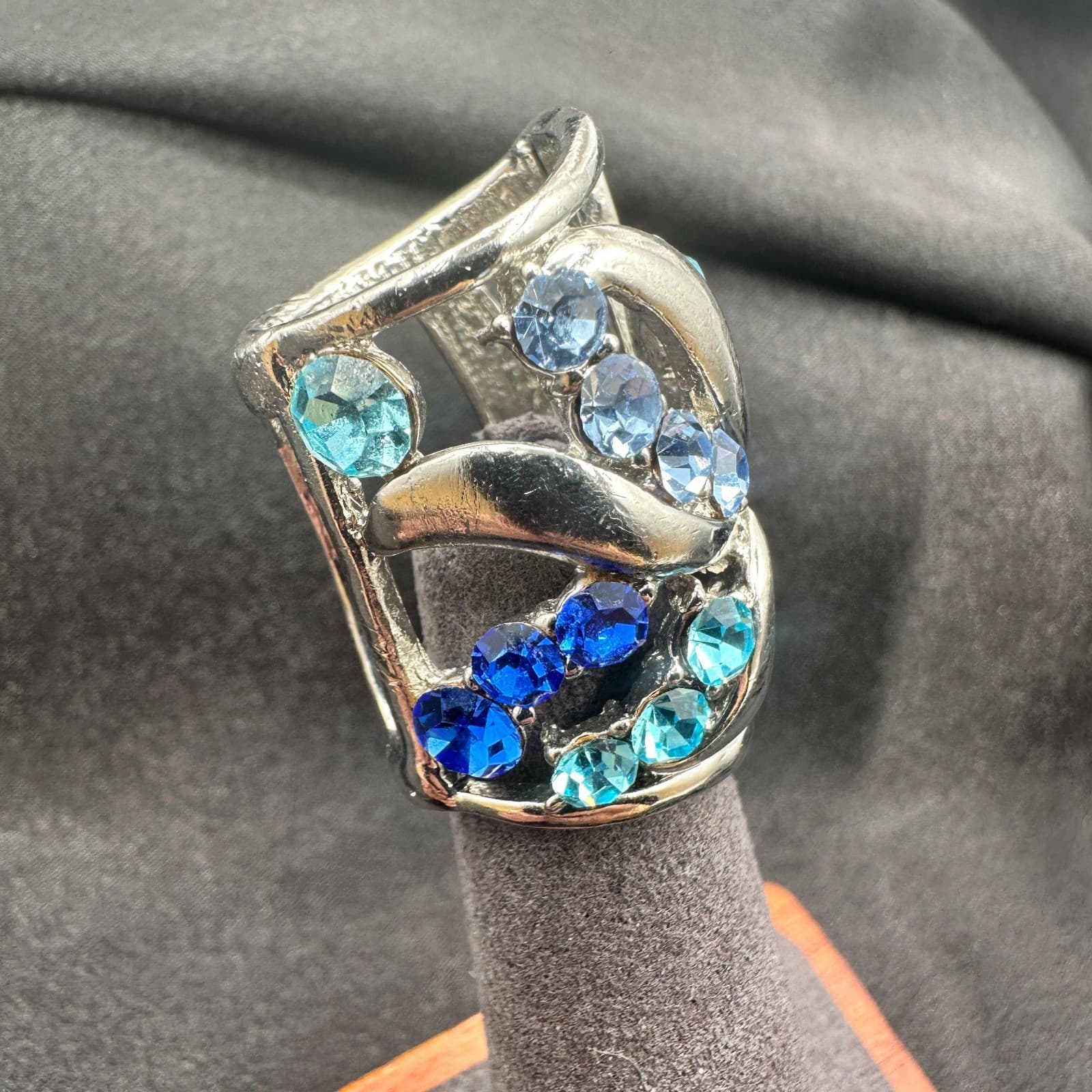 Vintage Y2K Silver Tone Rhinestone Ring Statement Women's Classic Jewelry - Thumbnail 7