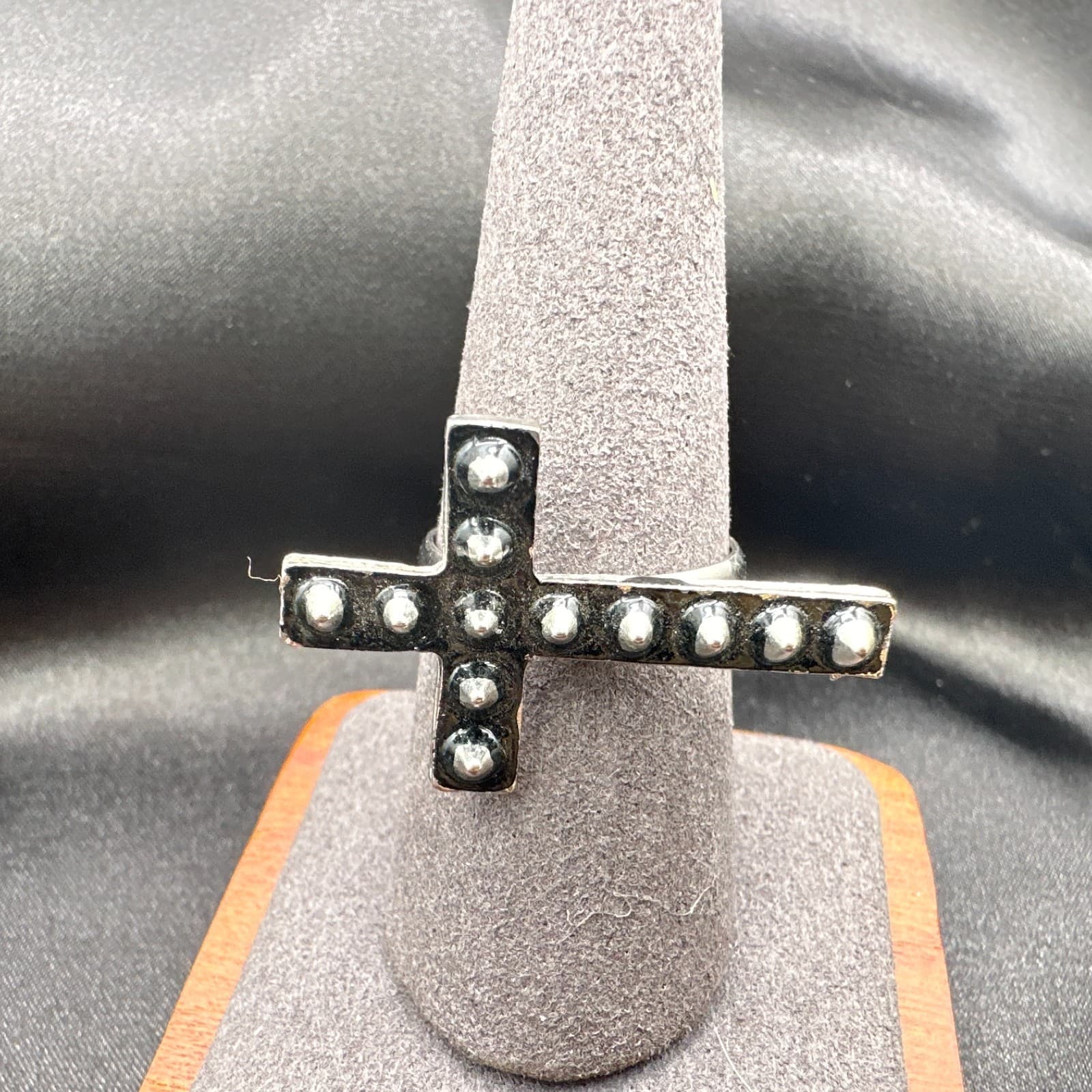 Vintage Y2K Silver Tone Studded Cross Ring Women's Classic Fashion Jewelry - Thumbnail 6