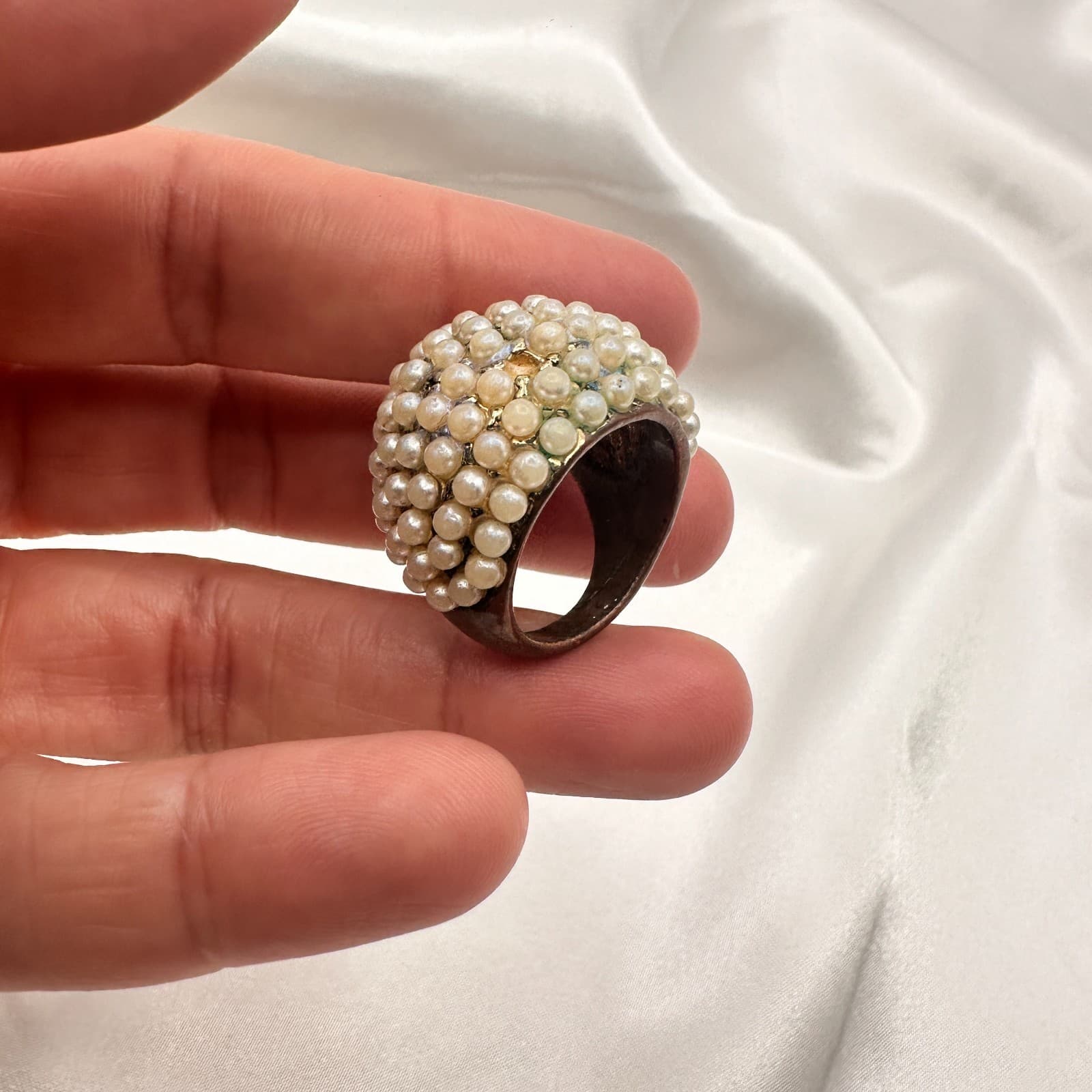 Vintage Y2K Beaded Faux Pearl Statement Ring Women's Classic Fashion Jewelry - Thumbnail 7