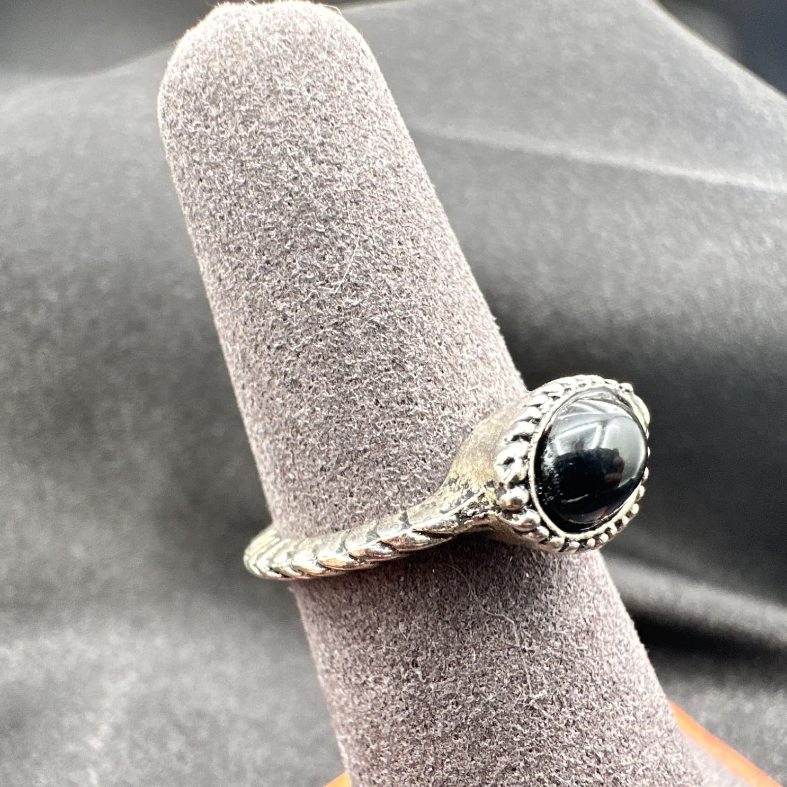 Vintage Y2K Silver Tone Black Onyx Stone Ring Women's Classic Fashion Jewelry - Thumbnail 6