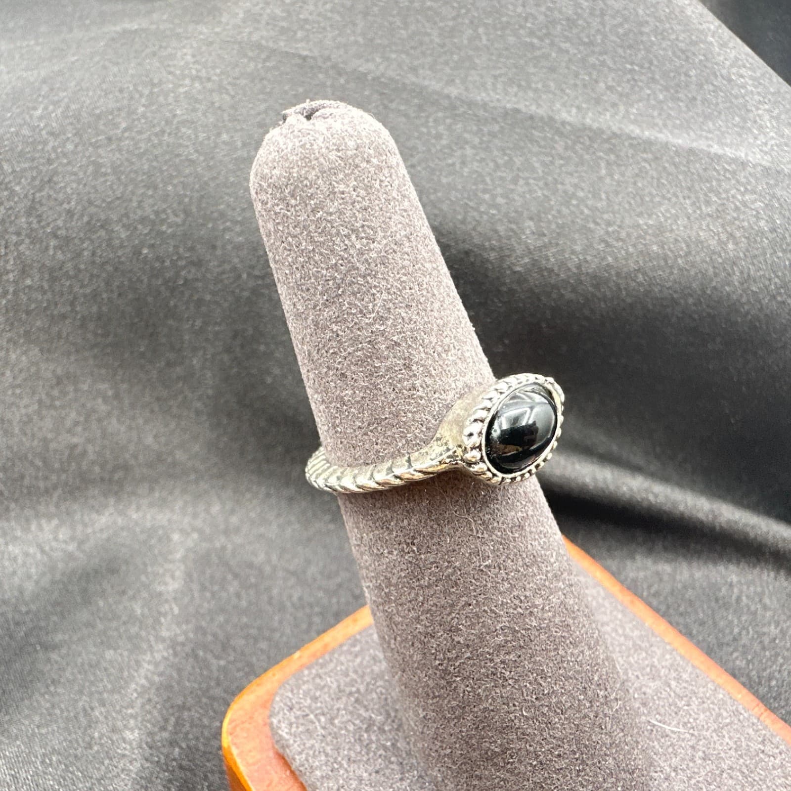 Vintage Y2K Silver Tone Black Onyx Stone Ring Women's Classic Fashion Jewelry - Thumbnail 7