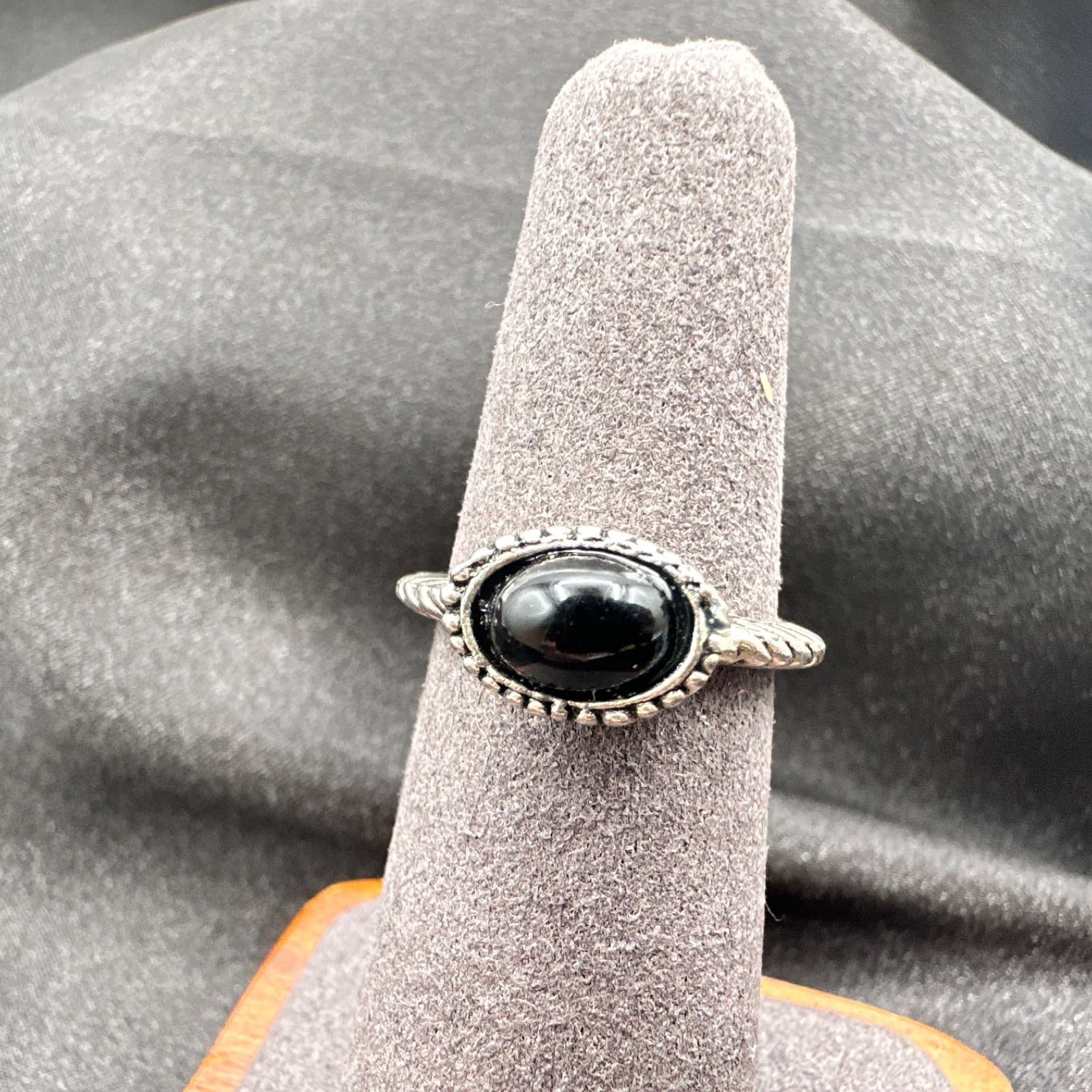 Vintage Y2K Silver Tone Black Onyx Stone Ring Women's Classic Fashion Jewelry - Thumbnail 5