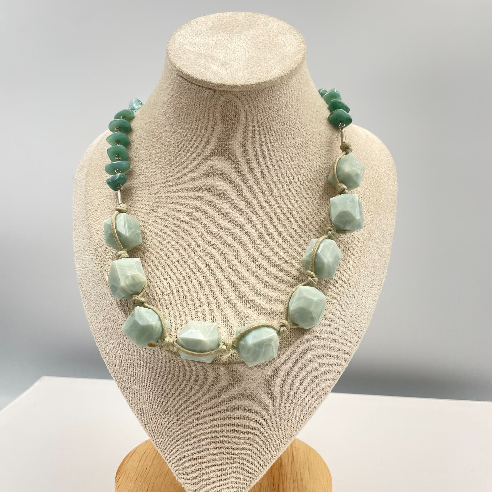 Vtg Artisan Green Amazonite Style Faceted Bead Necklace Statement Stone Jewelry - Image 1