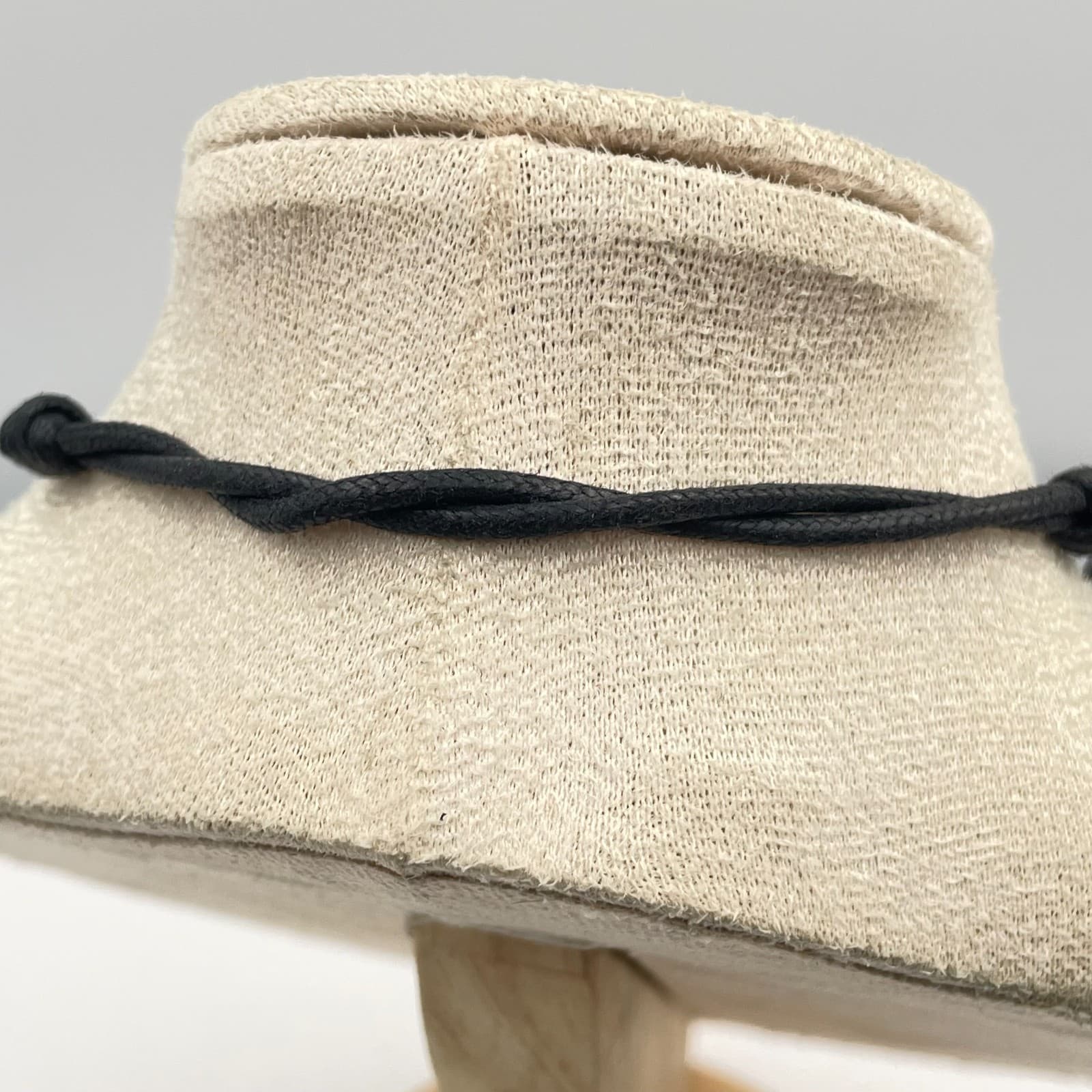 Vintage Clownfish Glass Pendant Necklace Adjustable Black Cord Nautical Ocean - Thumbnail 5